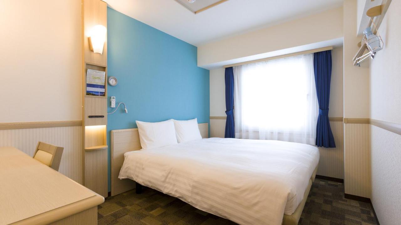 Toyoko Inn Osaka Hankyu Juso-Eki Nishi-Guchi No.2 Exterior foto
